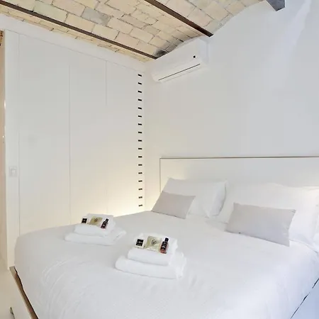Apartment Ych-laterano Charme Rome